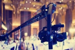 從創(chuàng)意到銀幕 影視廣告片制作與策劃全流程解析